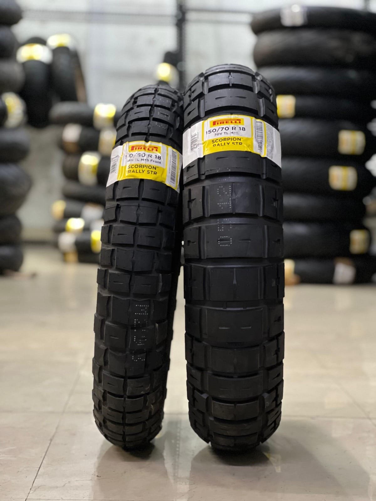 Pirelli Diablo Rosso IV Tyre