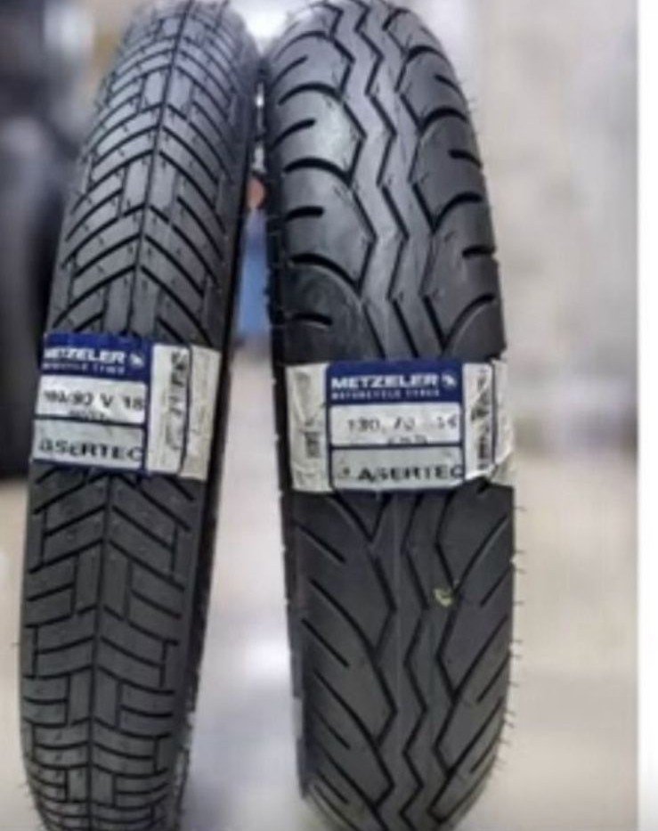 Metzeler Sportec M9 RR Tyre